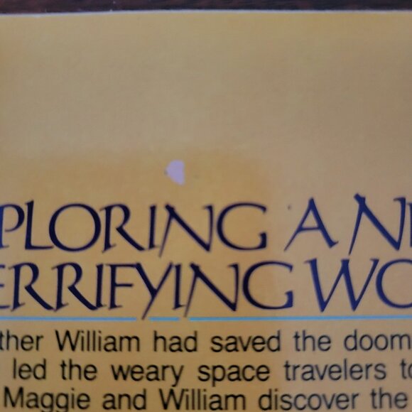 The Crystal City by Nancy Etchemendy Scholastic 1st/1st Paperback Book - Picture 3 of 8